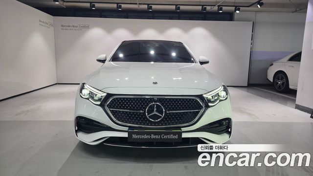 Mercedes-Benz E-Class 2026 — photo 6