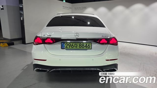 Mercedes-Benz E-Class 2026 — photo 7