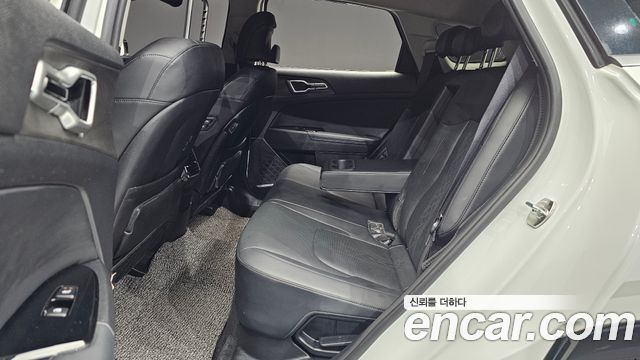 Kia Sportage 2023 — photo 17
