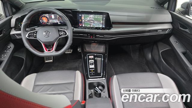 Volkswagen Golf 2024 — photo 10