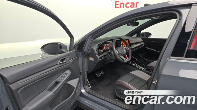 Volkswagen Golf 2024 — photo 13