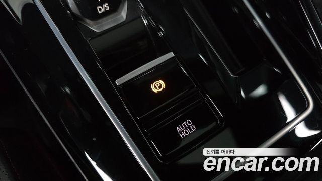 Volkswagen Golf 2024 — photo 24