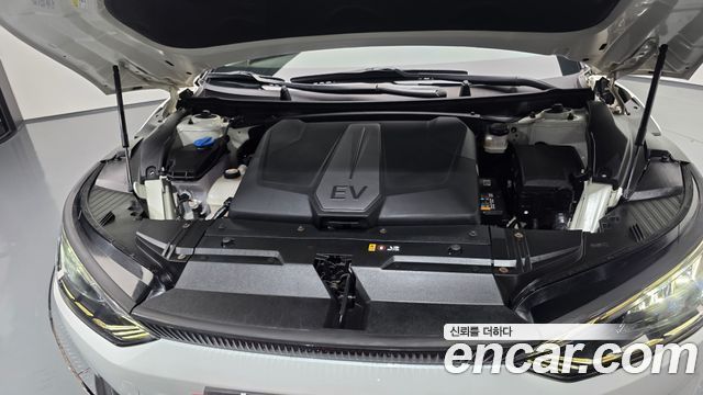 Kia EV6 2022 — photo 6