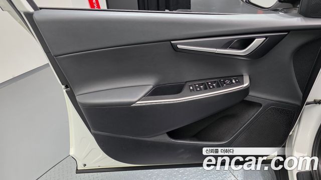 Kia EV6 2022 — photo 14