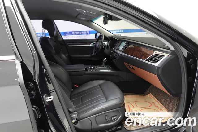 Hyundai Genesis 2016 — photo 14