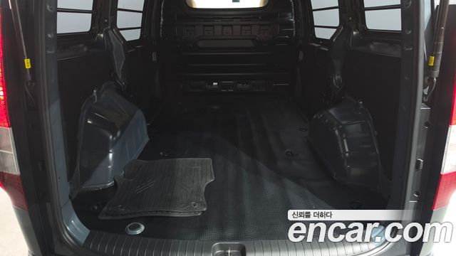 Hyundai Staria 2023 — photo 24