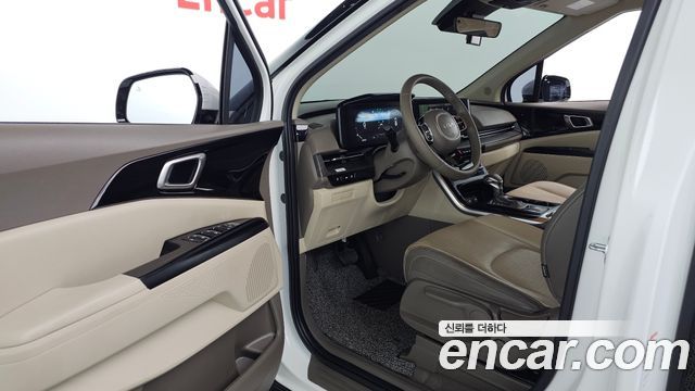 Kia Canival 2023 — photo 13