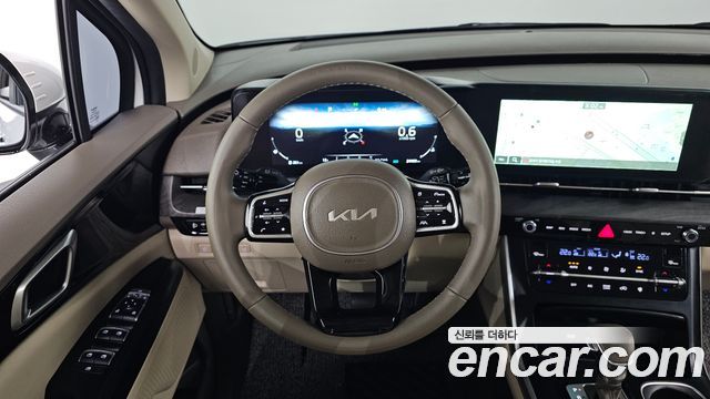 Kia Canival 2023 — photo 19
