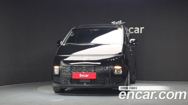 Hyundai Staria 2022 — photo 3