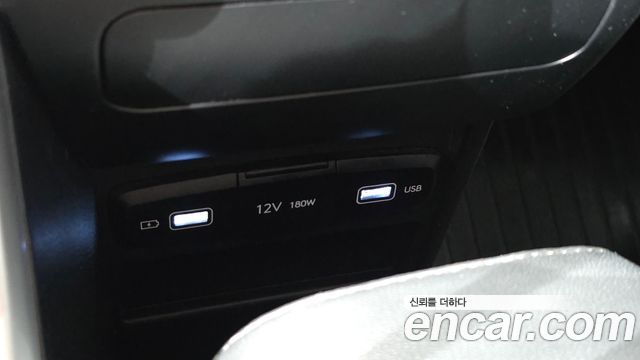 Hyundai Staria 2022 — photo 24