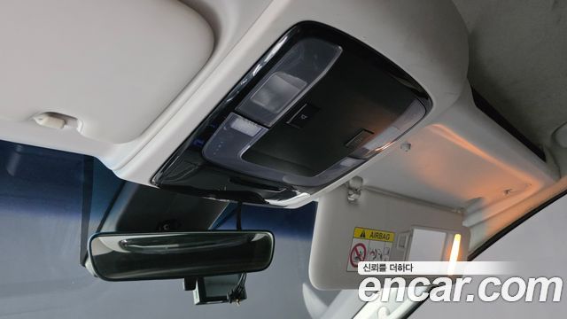 Hyundai Staria 2022 — photo 27