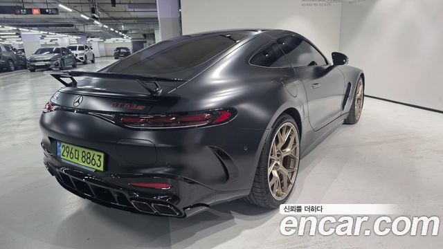 Mercedes-Benz AMG GT 2026 — photo 9