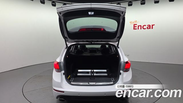 Hyundai i40 2014 — photo 25