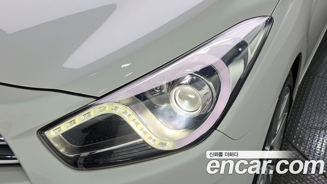 Hyundai i40 2014 — photo 8