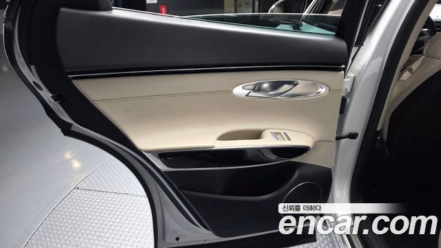Genesis GV70 2024 — photo 15