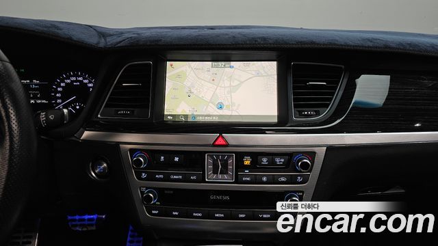 Genesis G80 2019 — photo 18