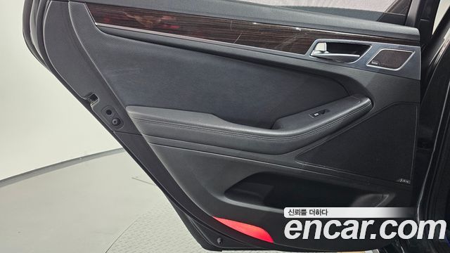 Genesis G80 2019 — photo 15
