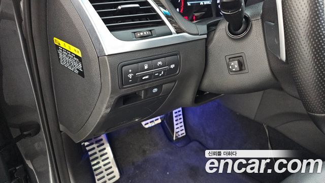 Genesis G80 2019 — photo 28