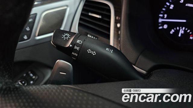 Genesis G80 2019 — photo 34