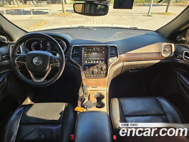 Jeep Cherokee 2017 — photo 15