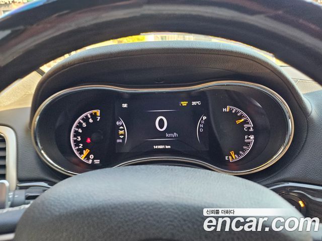 Jeep Cherokee 2017 — photo 17