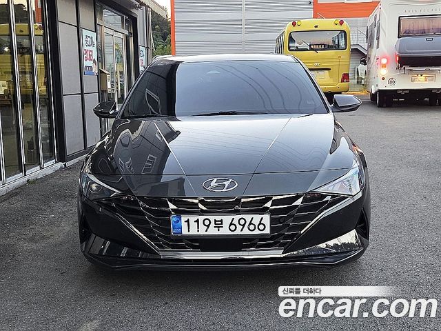Hyundai AVANTE 2021 — photo 2
