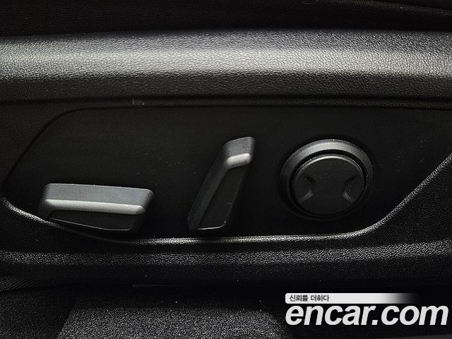 Hyundai AVANTE 2021 — photo 16