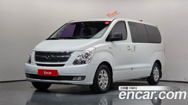 Hyundai Starex 2016 — photo 1