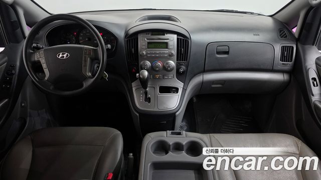 Hyundai Starex 2016 — photo 10