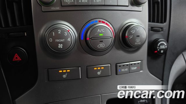 Hyundai Starex 2016 — photo 31