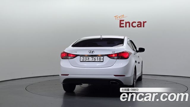 Hyundai AVANTE 2014 — photo 4