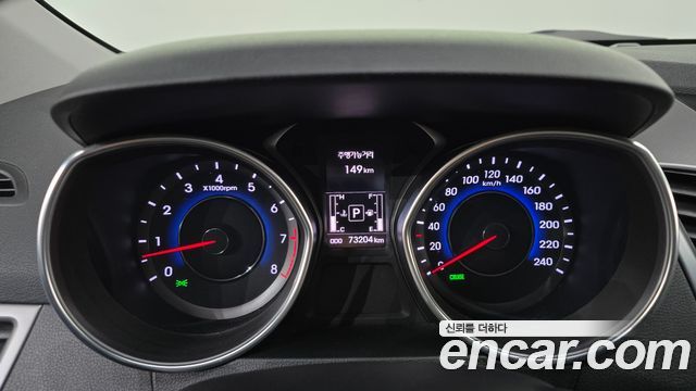 Hyundai AVANTE 2014 — photo 8