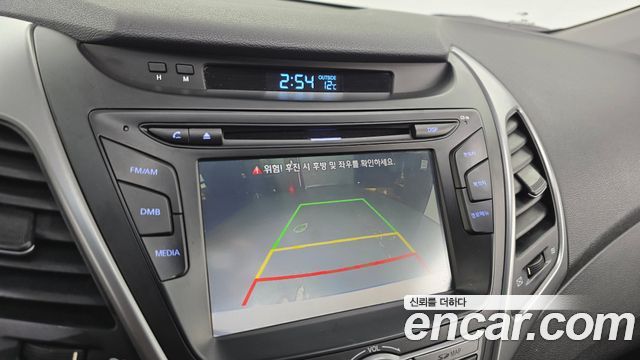 Hyundai AVANTE 2014 — photo 14