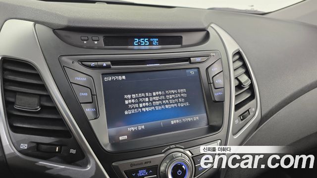 Hyundai AVANTE 2014 — photo 18