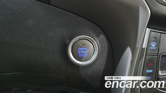 Hyundai AVANTE 2014 — photo 20
