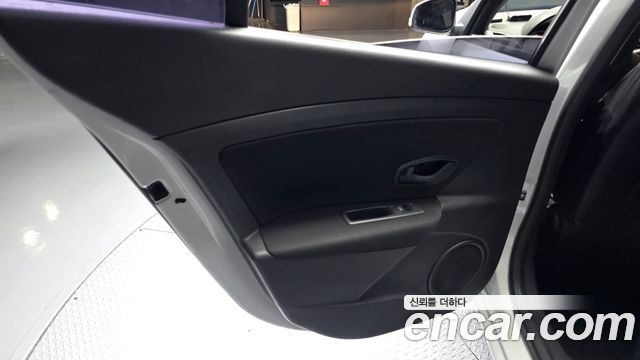 Renault Korea SM3 2016 — photo 15