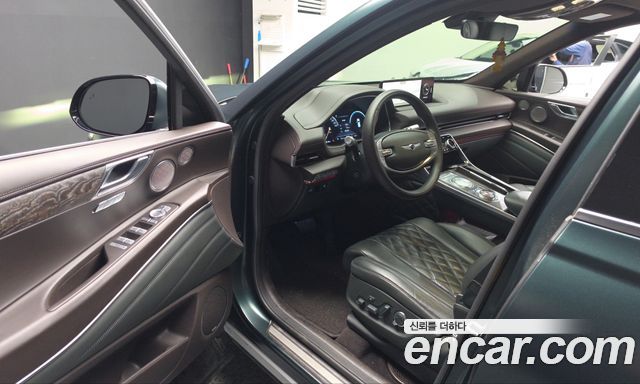 Genesis GV80 2021 — photo 13