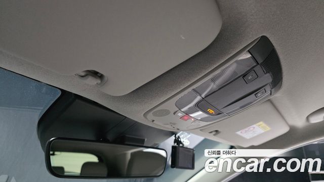 Kia Niro 2023 — photo 18
