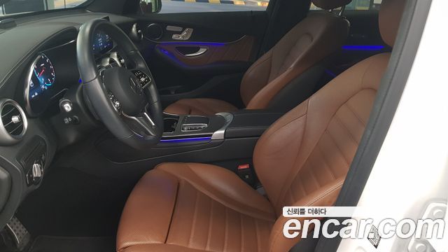 Mercedes-Benz GLC-Class 2023 — photo 14