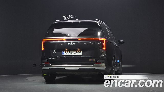 Kia Canival 2025 — photo 4