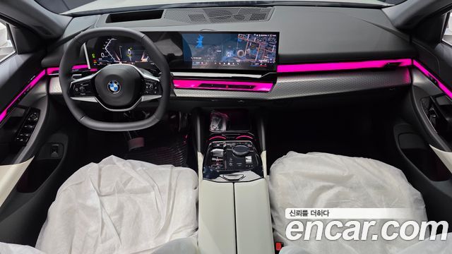 BMW 5-Series 2026 — photo 10