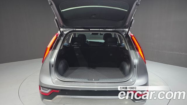 Kia Niro 2024 — photo 22