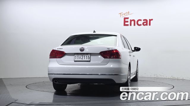 Volkswagen Passat 2015 — photo 4
