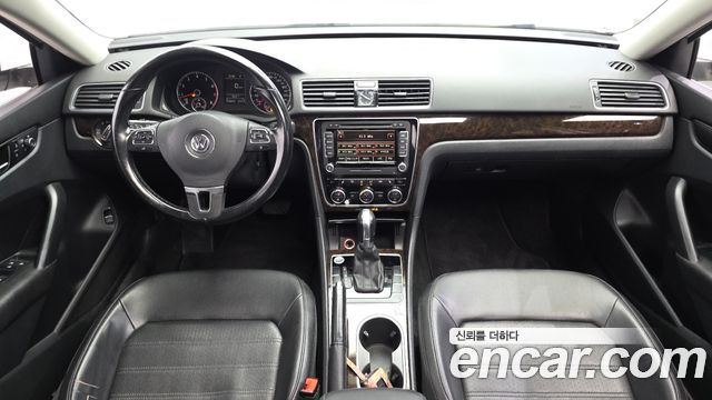 Volkswagen Passat 2015 — photo 7