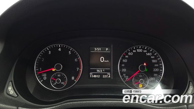 Volkswagen Passat 2015 — photo 8
