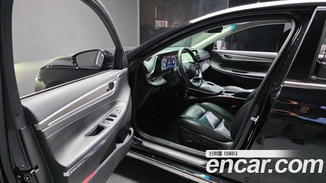 Hyundai Grandeur 2023 — photo 13