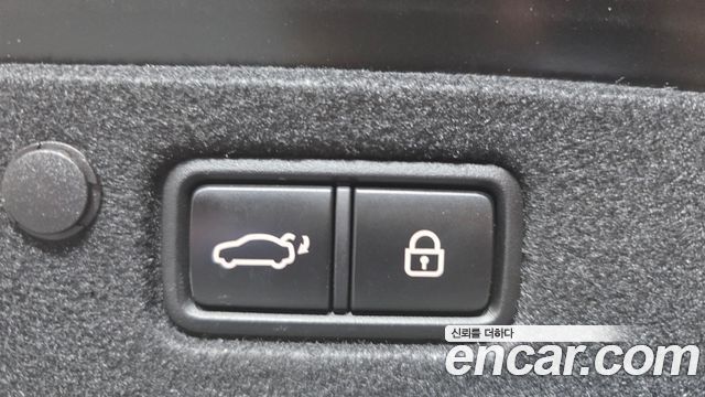 Hyundai Grandeur 2023 — photo 22