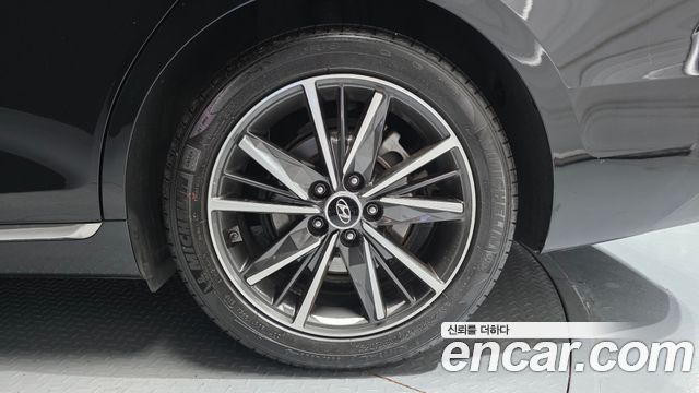 Hyundai Grandeur 2023 — photo 7