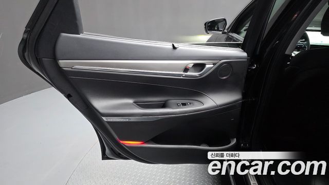 Hyundai Grandeur 2023 — photo 15