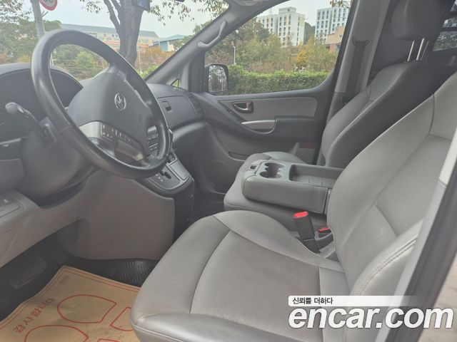 Hyundai Starex 2021 — photo 7